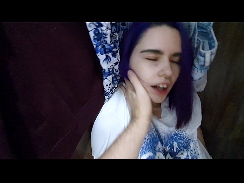 ❤️ מצאתי את אחותי בארון ועזרה לה לגמור סקס ב-iw.xxxshake.ru ❤