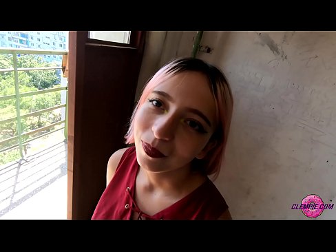 ❤️ סטודנט חושני מוצץ זר בעורף - גמור על פניו סקס ב-iw.xxxshake.ru ❤